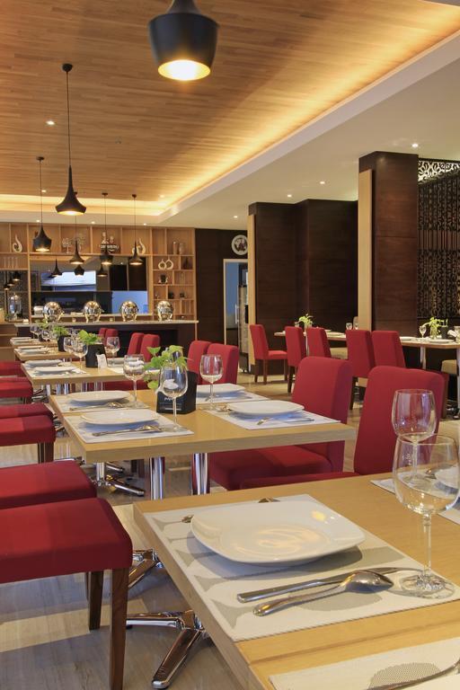 Ohana Hotel Kuta Kuta Lombok Eksteriør bilde
